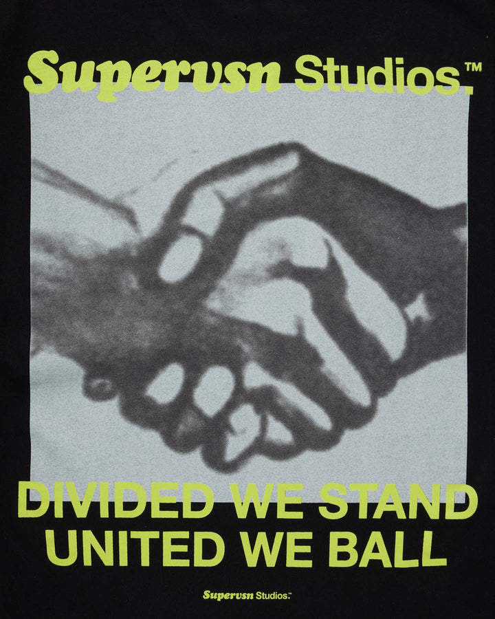 HANDSHAKE TEE