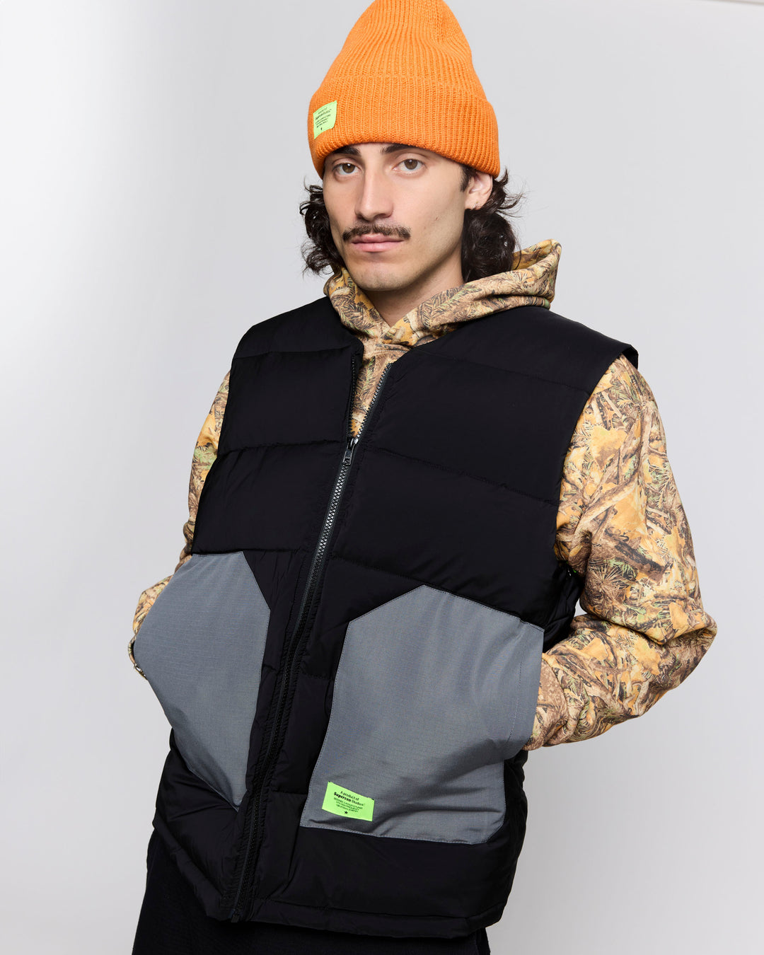 CONTRAST PUFFER VEST