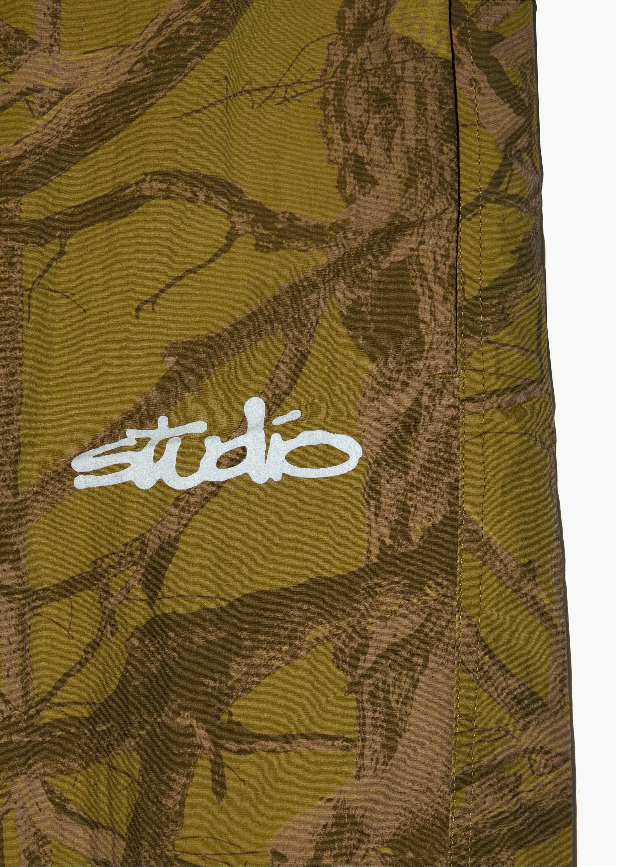 STUDIO CAMO SHORTS