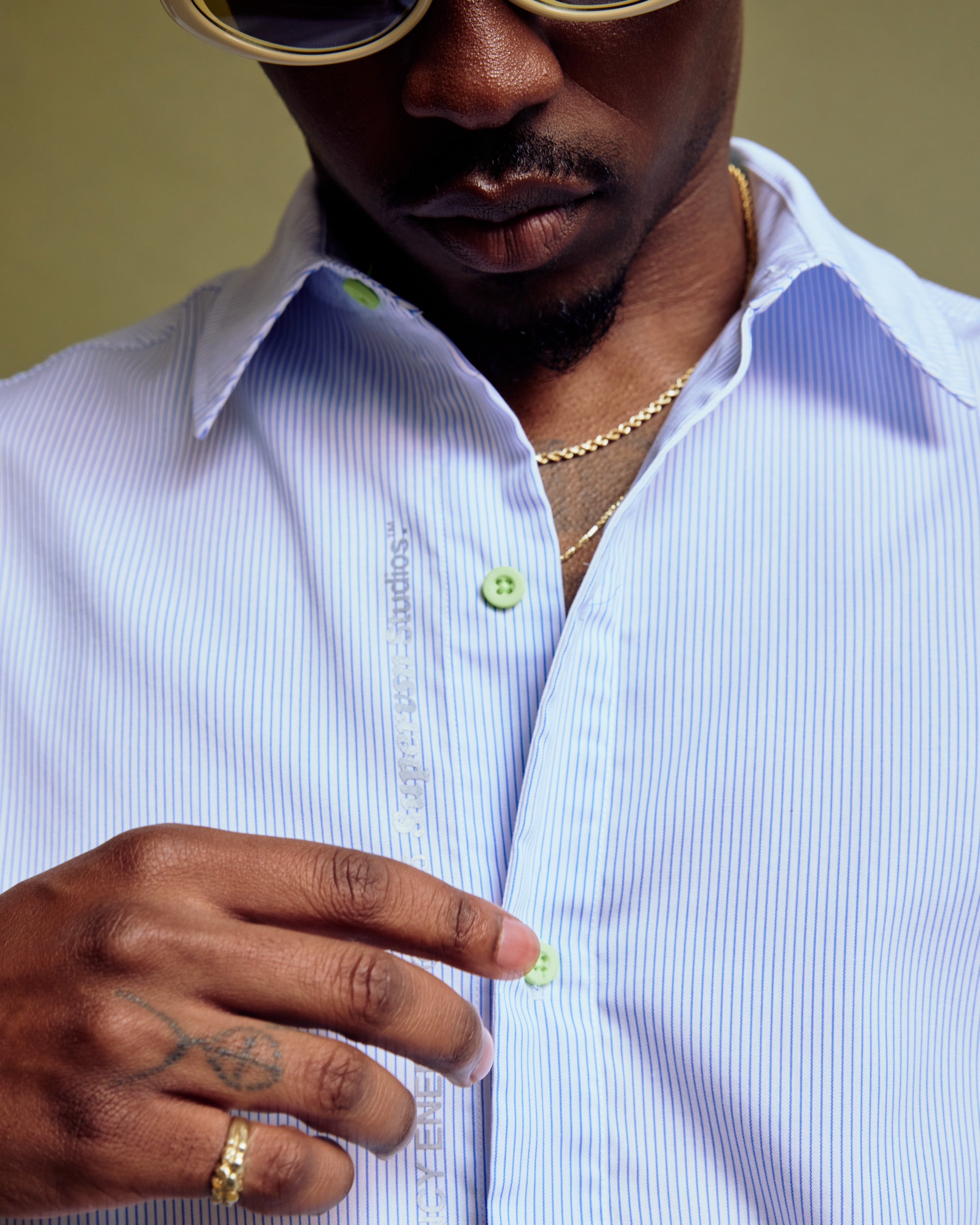 GAME DAY BUTTON DOWN