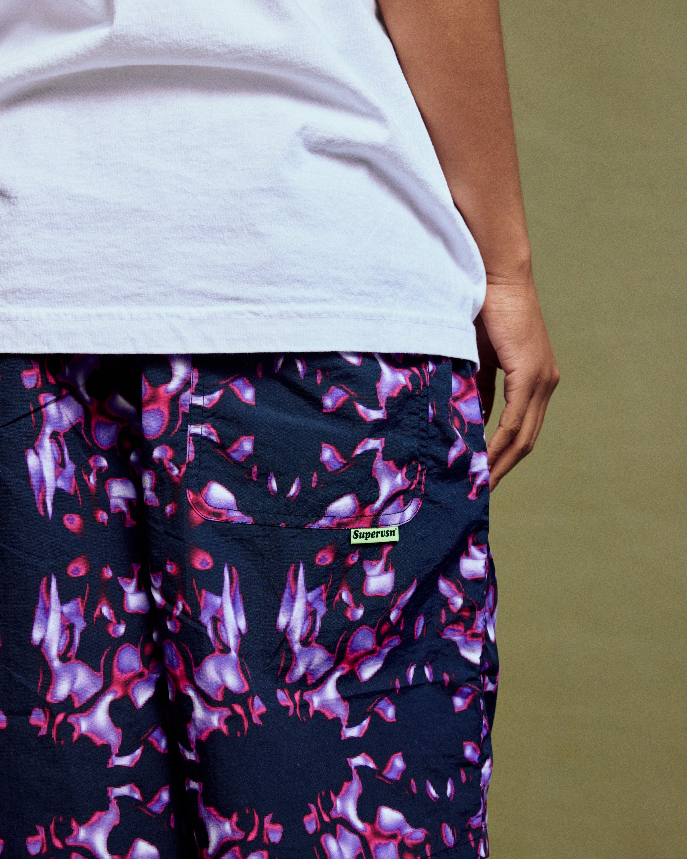 ABSTRACT SUMMER SHORT