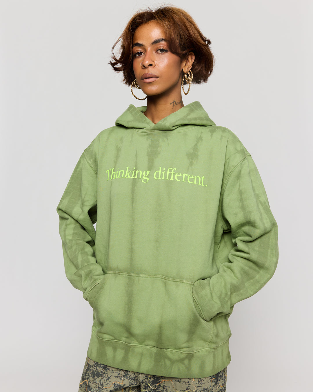 THINKING DIFFERENT DYE HOODIE