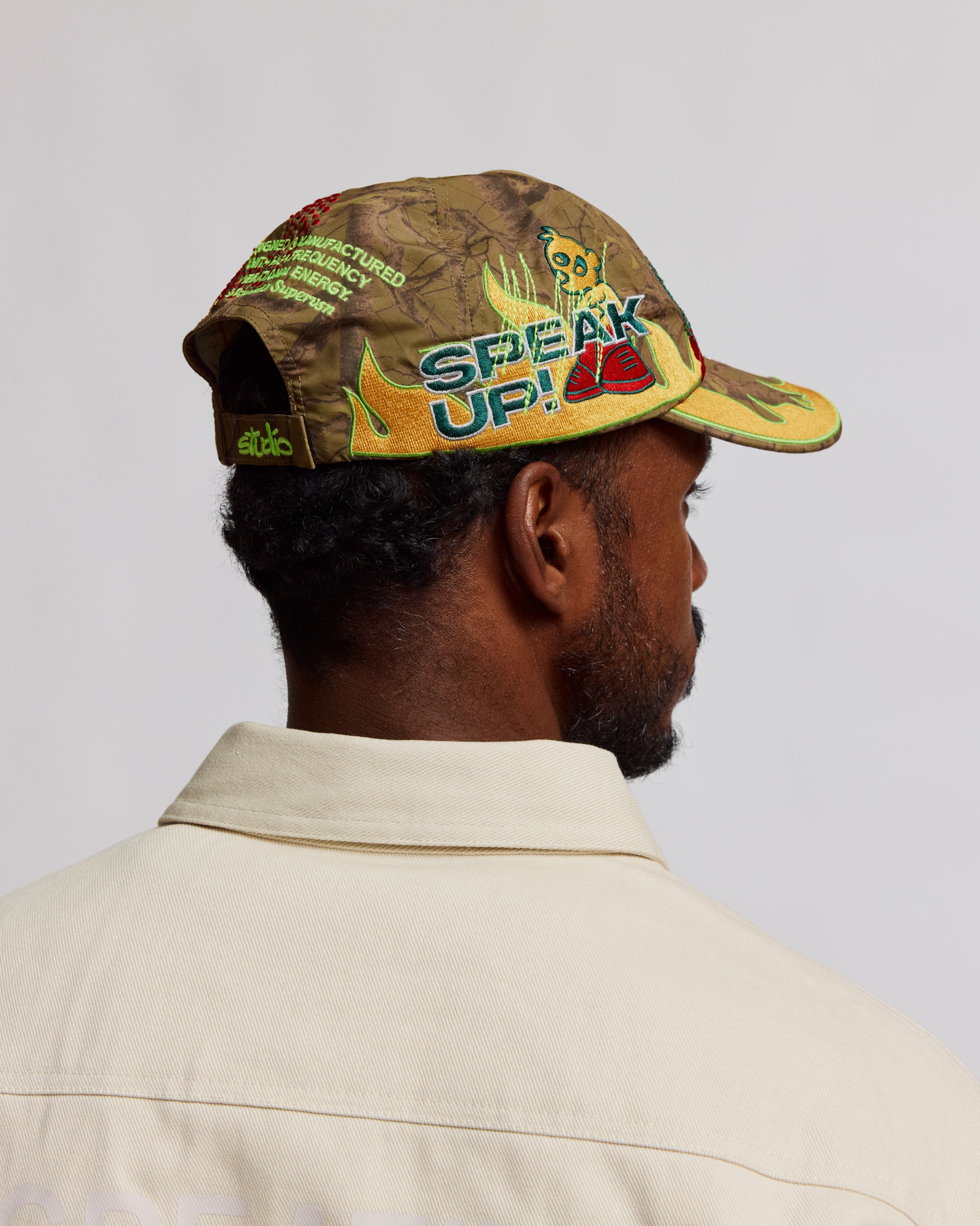 STUDIO COLLAGE HAT