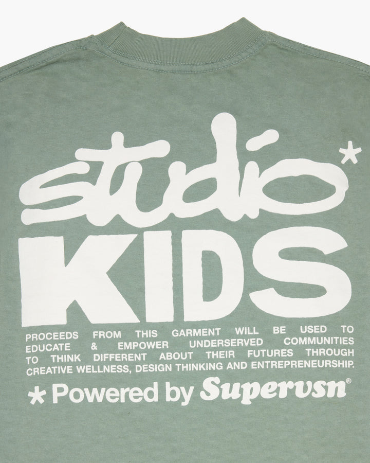STUDIO KIDS MANIFEST TEE