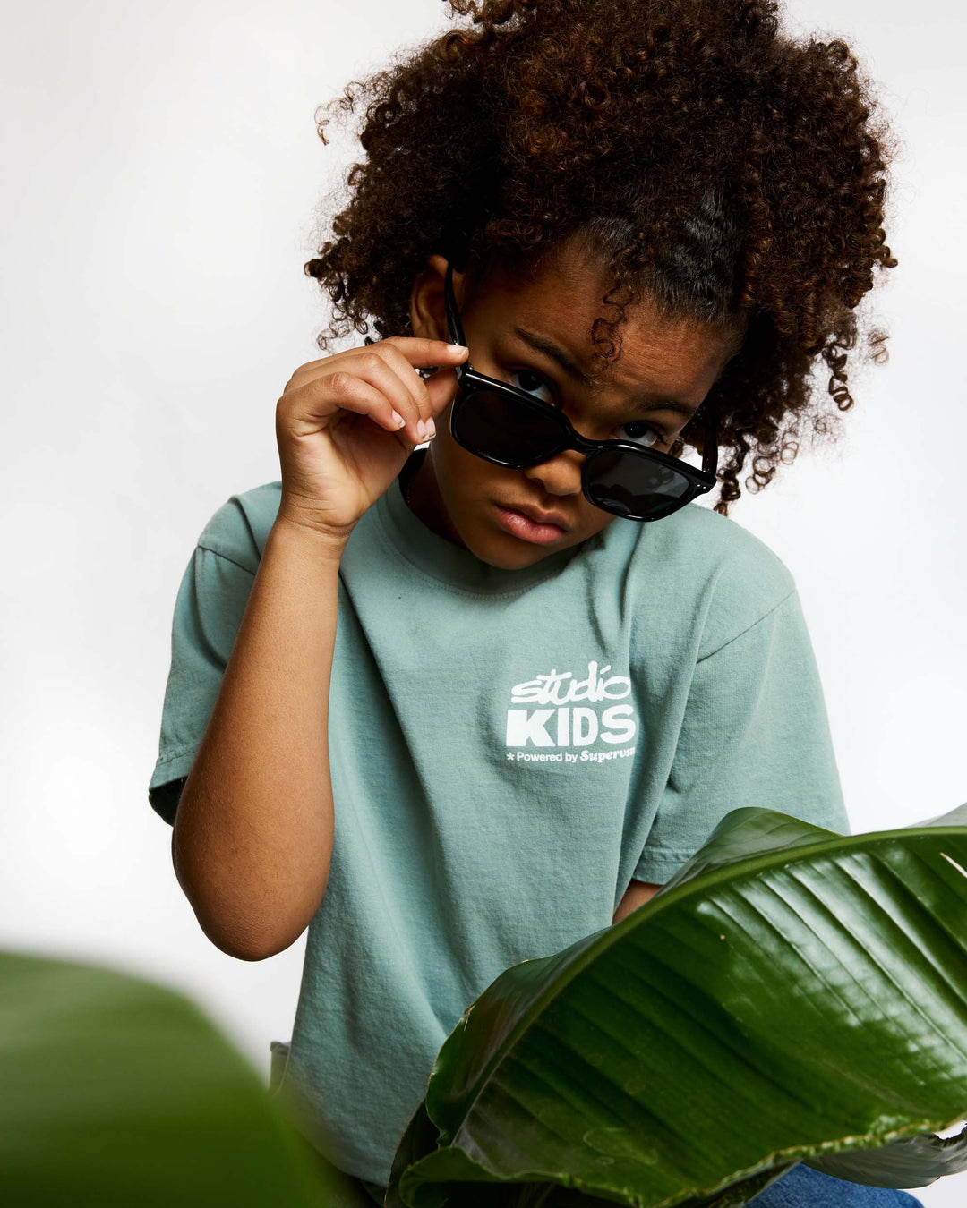 STUDIO KIDS MANIFEST TEE