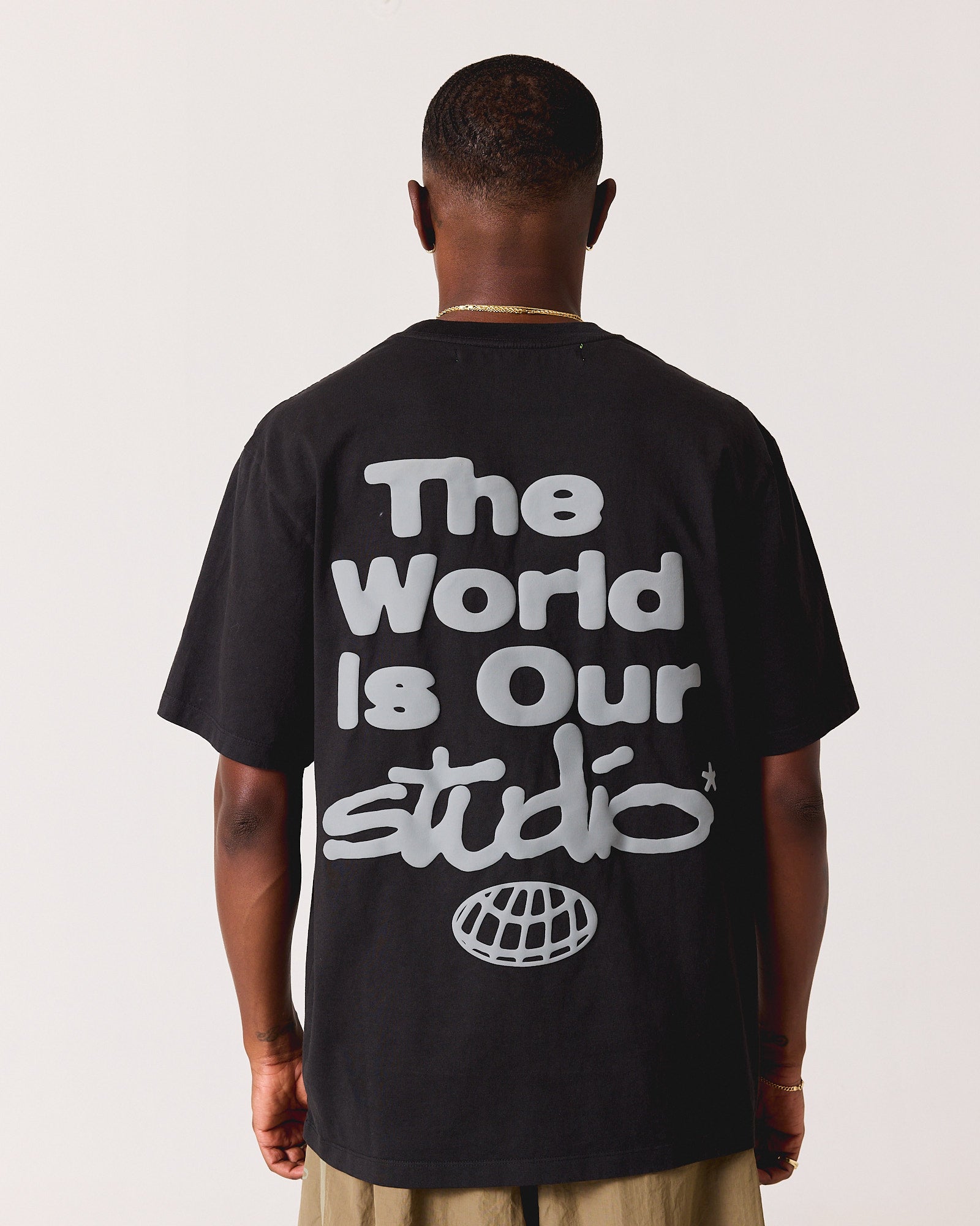 STUDIO WORLD TEE
